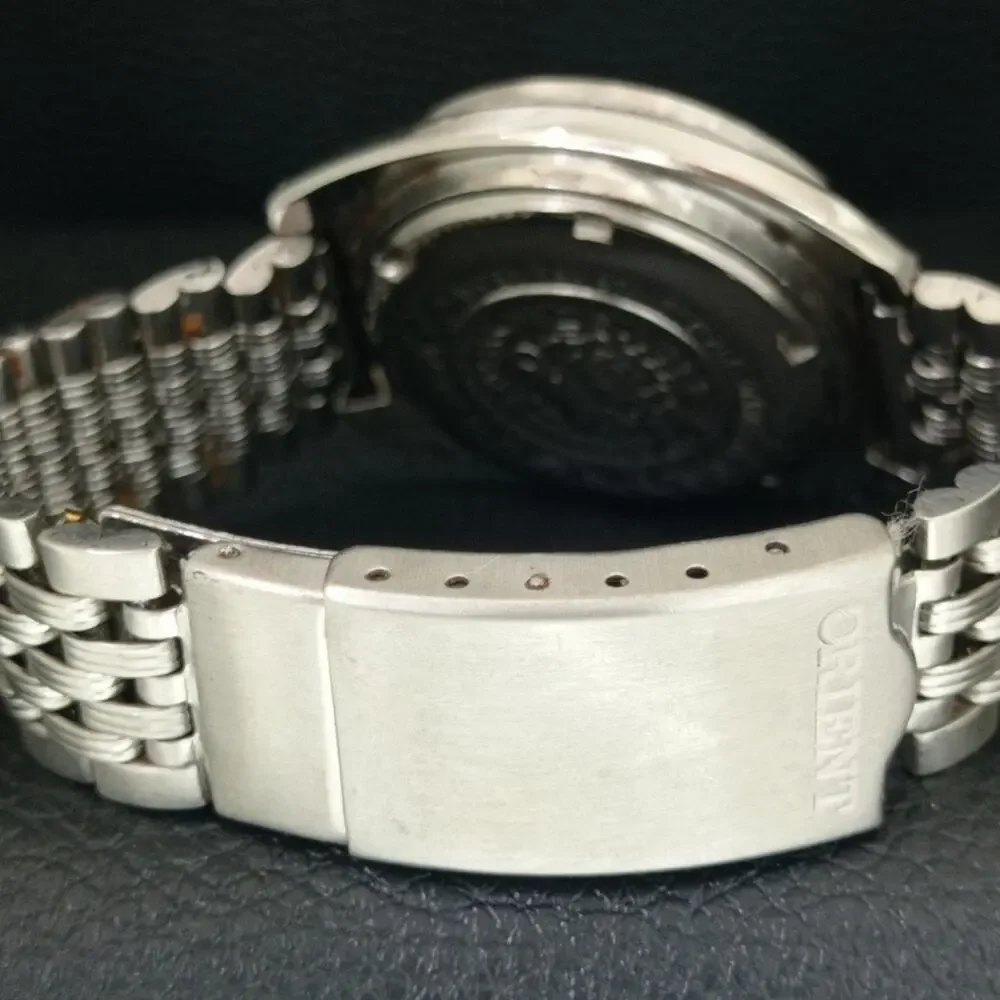 Vintage 1988 Orient Automatic Mens Silver Watch W/daydate & Gold accents